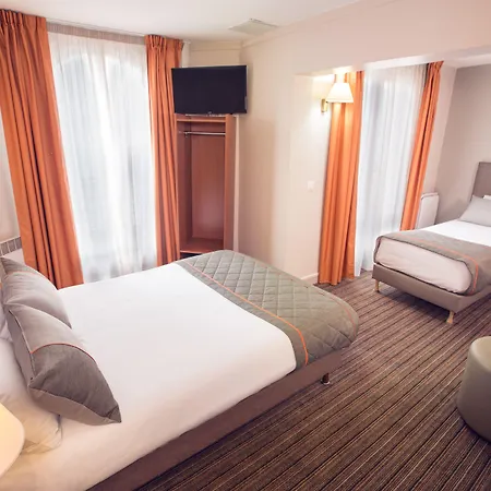 Timhotel Tour Eiffel Parigi