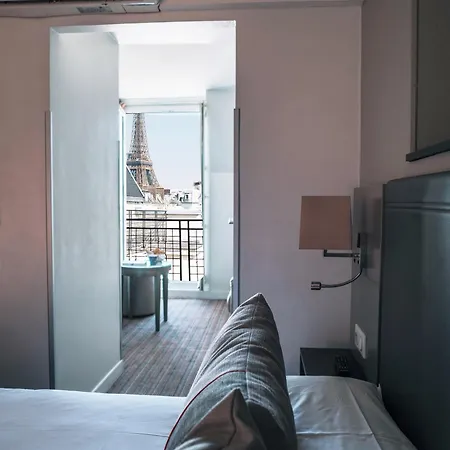 Timhotel Tour Eiffel 3* Parigi