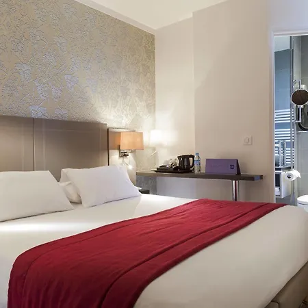 Hotel Timhotel Tour Eiffel Paris