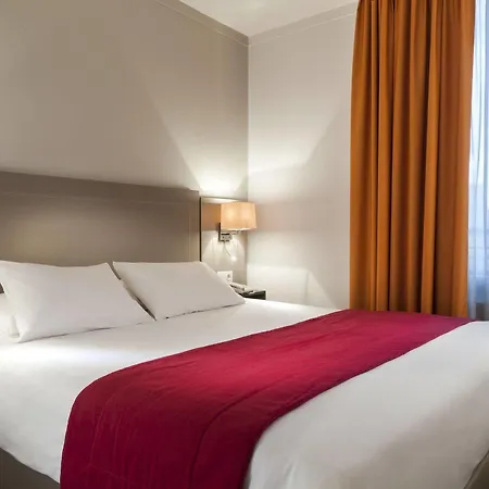 Hotel Timhotel Tour Eiffel Parigi