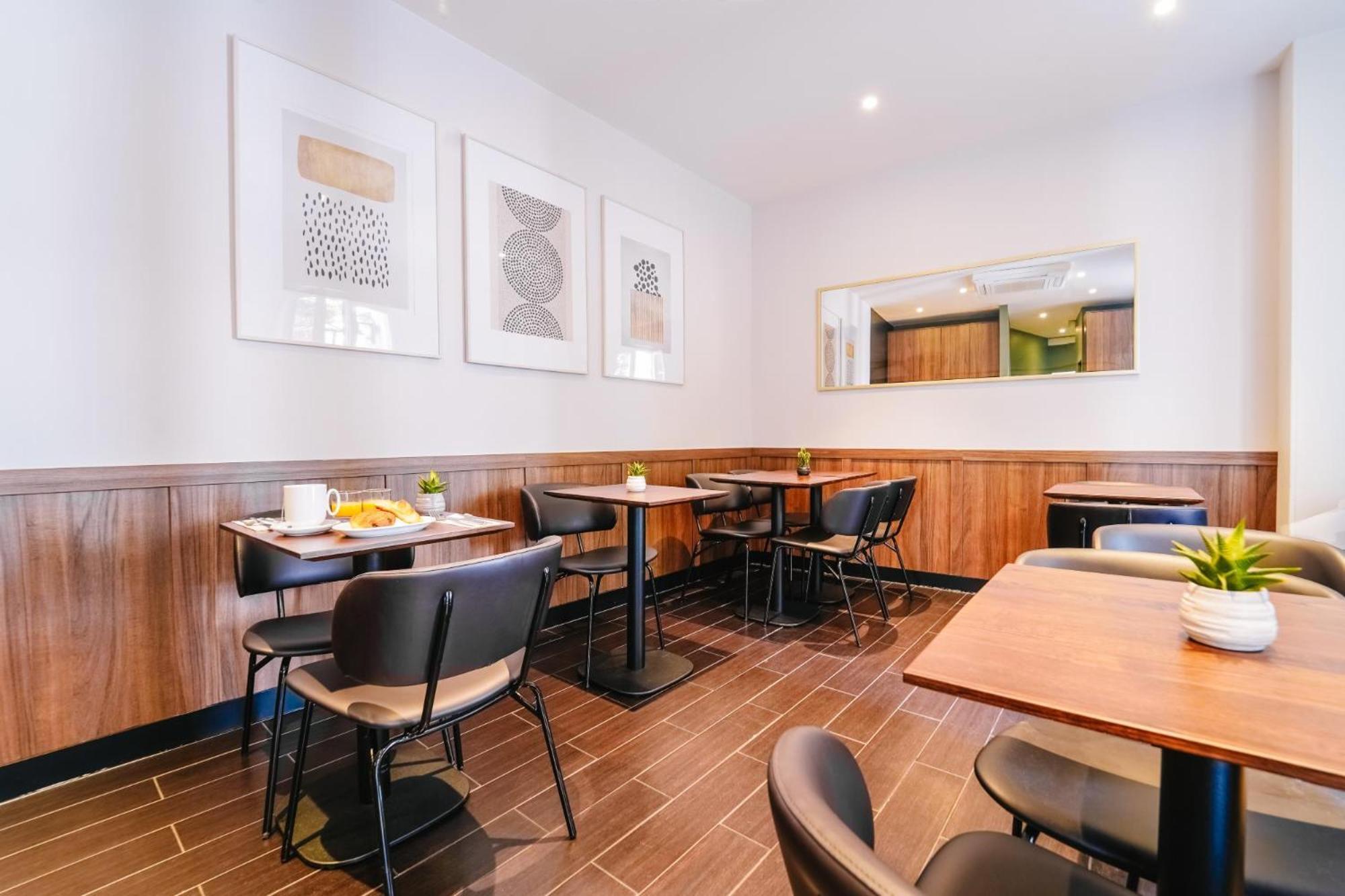 Timhotel Tour Eiffel Hotel 3*