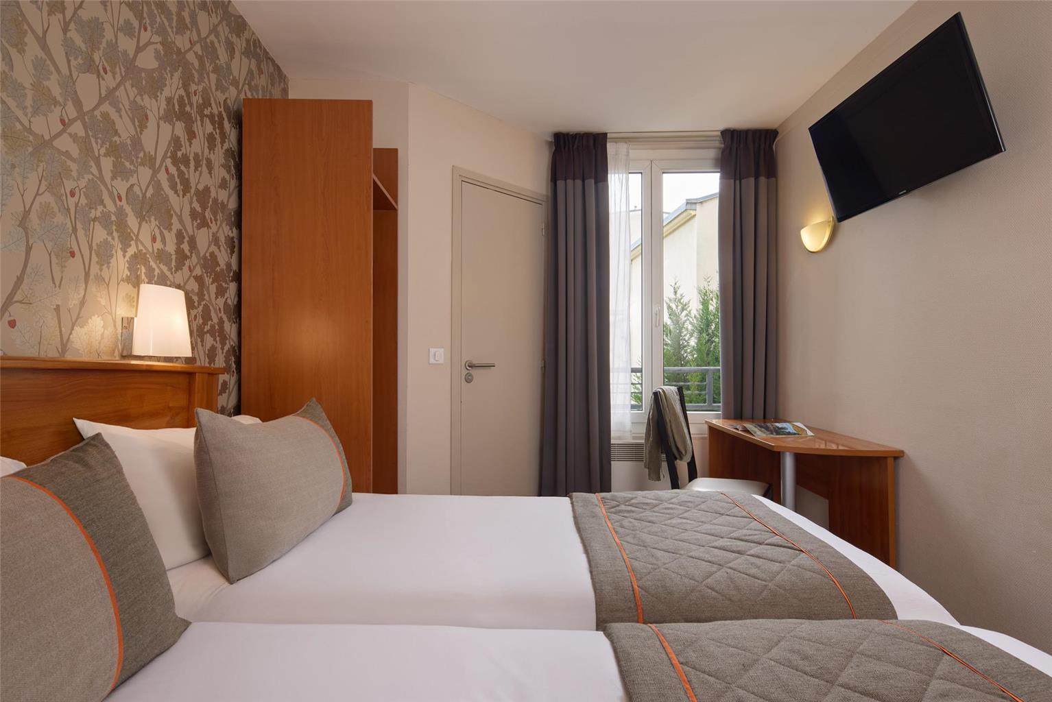 Timhotel Tour Eiffel 3* Parigi