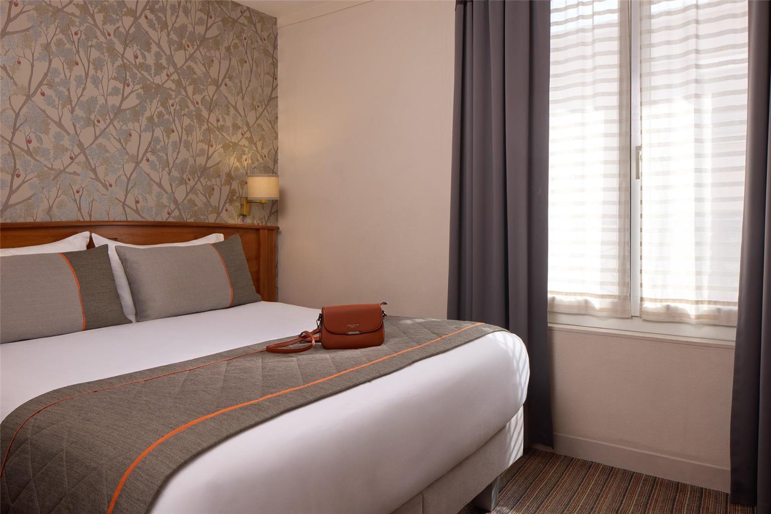 Hotel Timhotel Tour Eiffel Parigi
