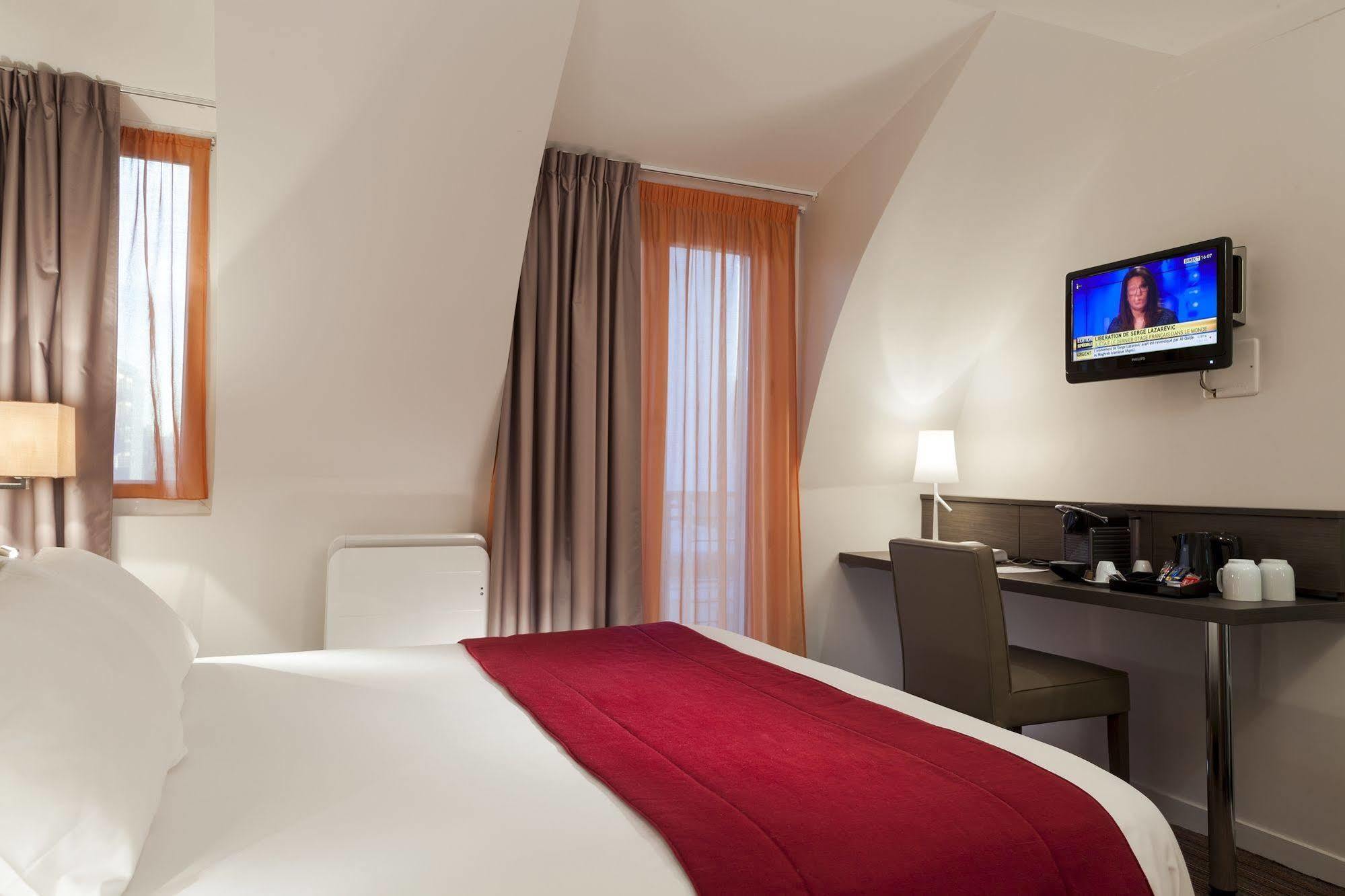 Timhotel Tour Eiffel Hotel 3*
