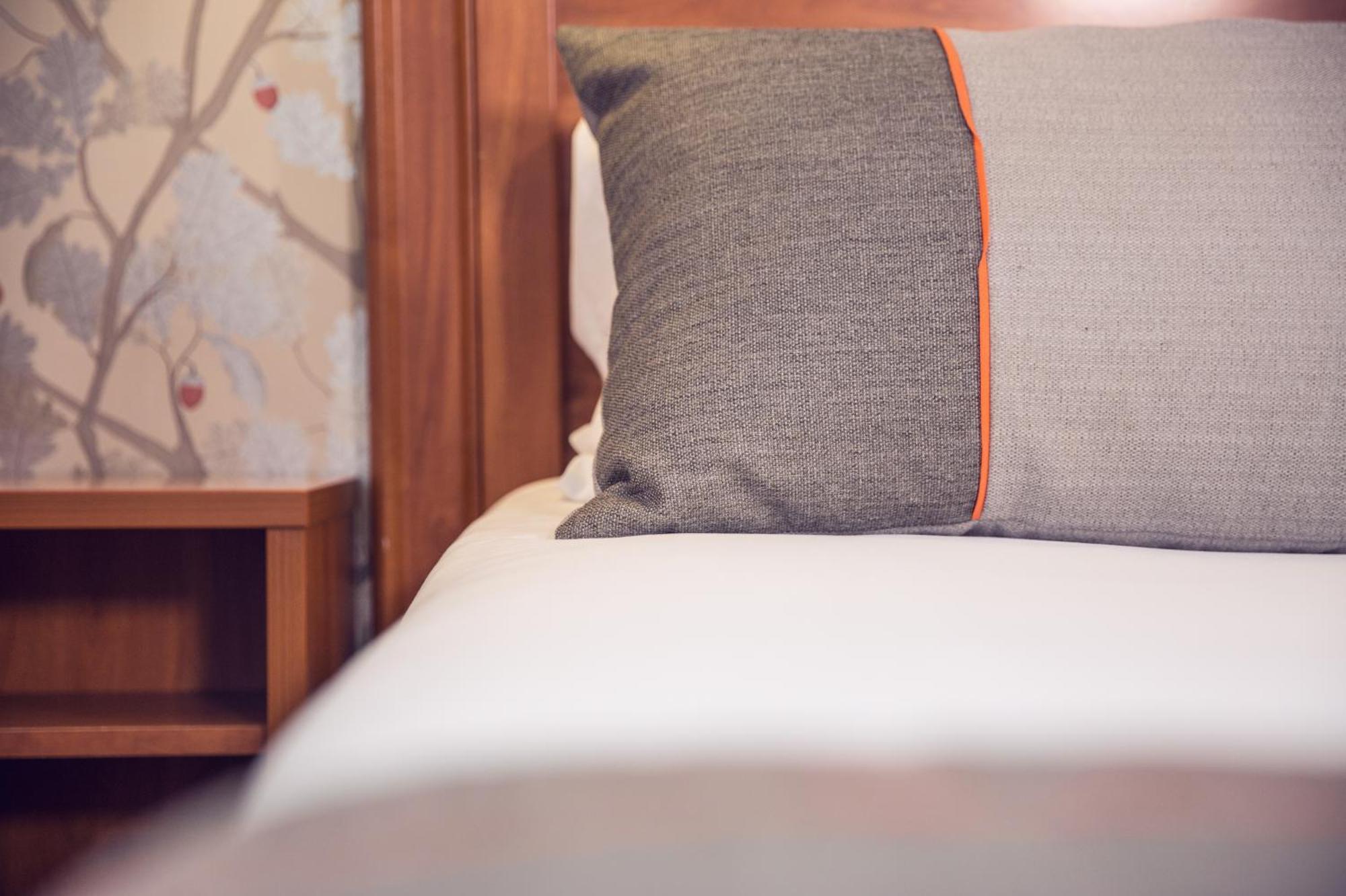 Hotel Timhotel Tour Eiffel 3*