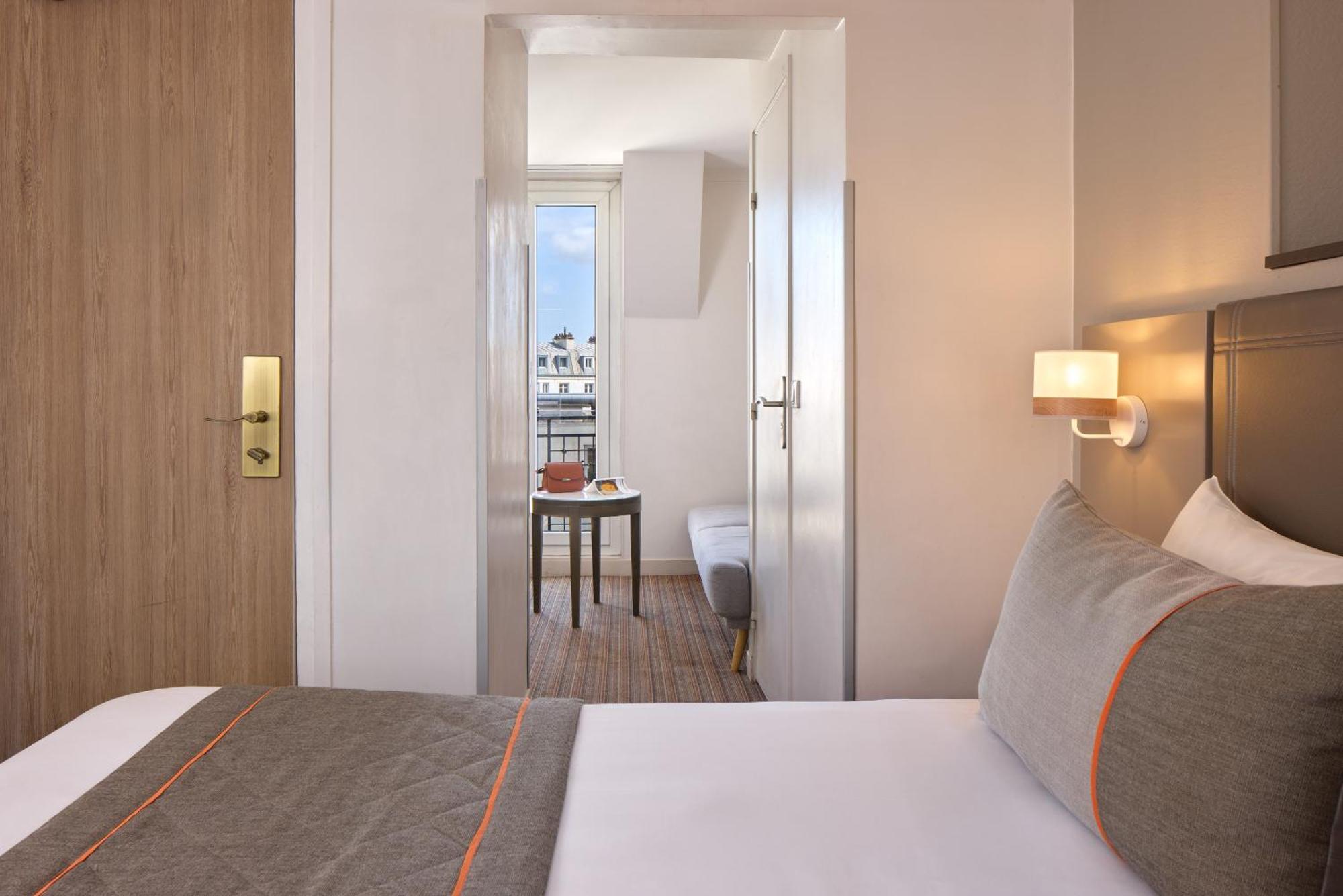 Hotel Timhotel Tour Eiffel Paris