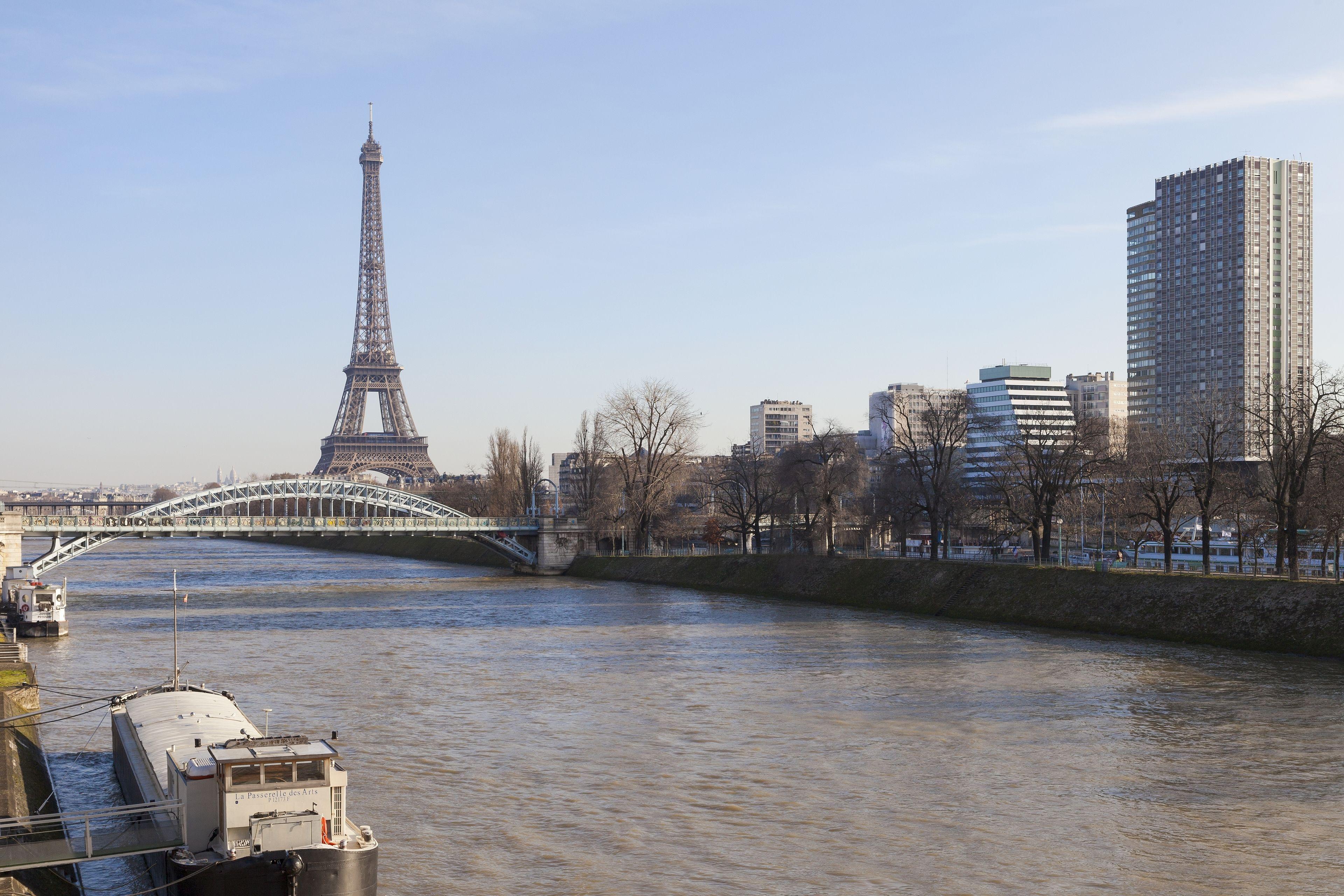 Timhotel Tour Eiffel Hotel 3*
